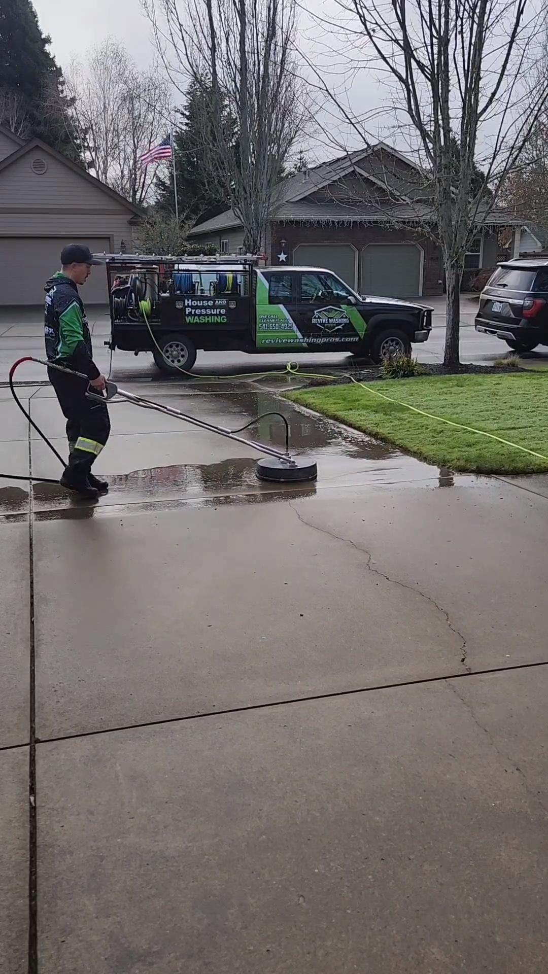 Superior Concrete Cleaning in Springfield Oregon